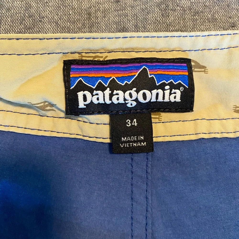 Patagonia Wavefarer Men’s Blue Swim Trunks Board‎ Shorts Size 34